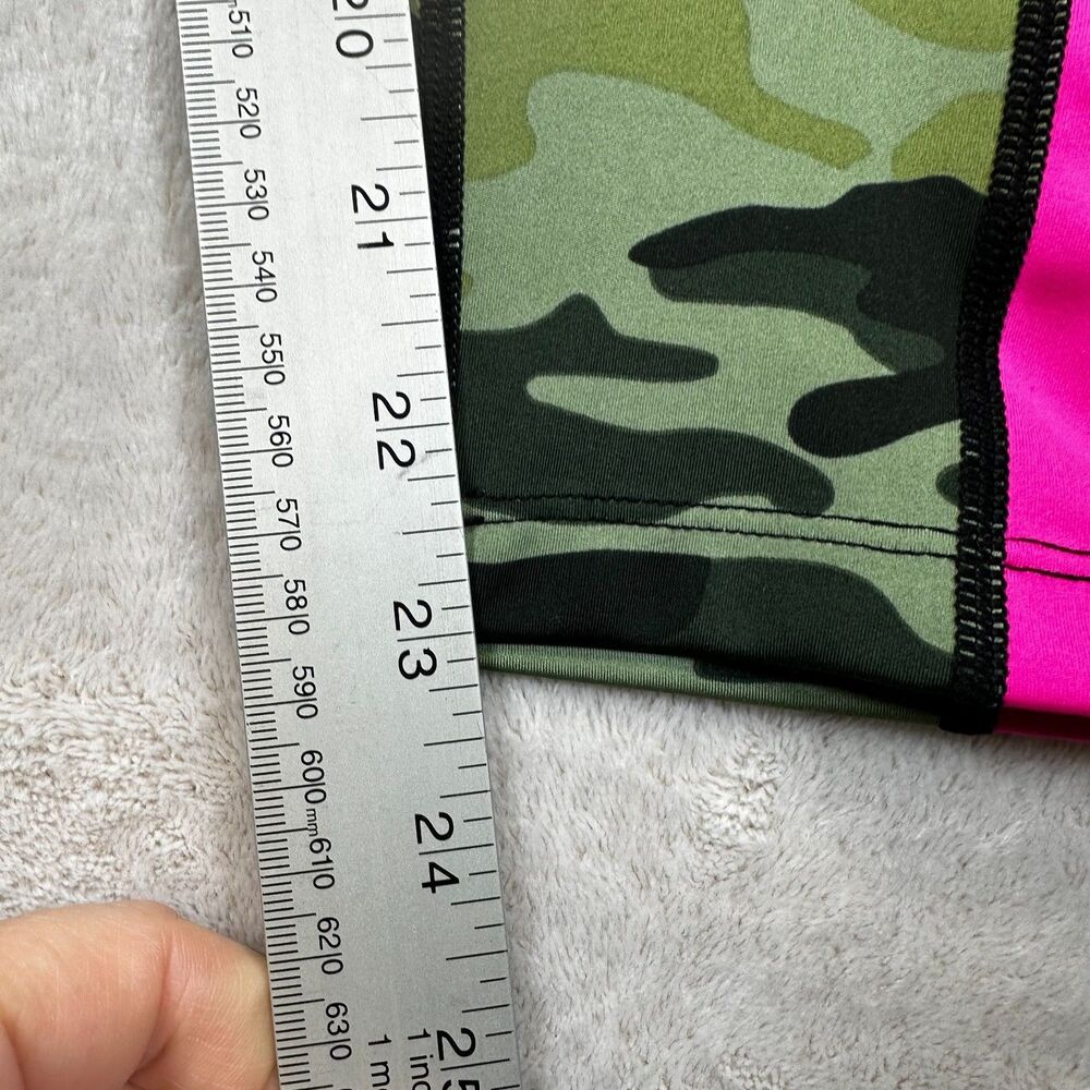 NWT Rise by LuLaRoe Women's Large Camo 7/8 Leggings Hot Pink Stripe High Waist - Picture 11 of 12
